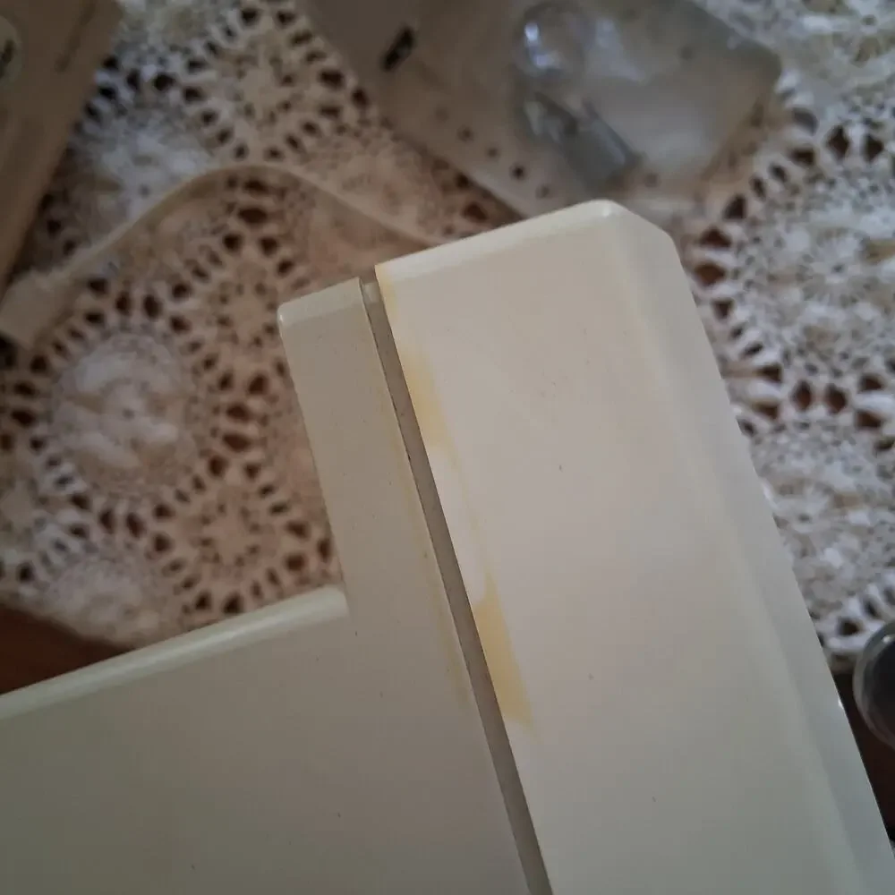 Rival under cabinet